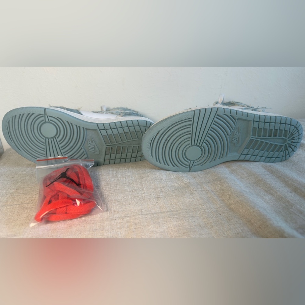 Air Jordan - Womens High OG Retro Denim US Women’s Size 6 - Picture 3 of 5